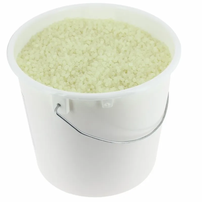 Promotion Saisonnière Colle thermofusible fluide – seau de 4 kg